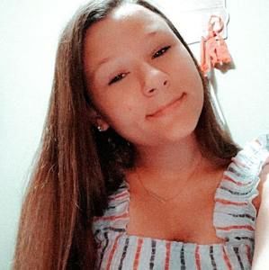 Meet your Posher, Mackenzie